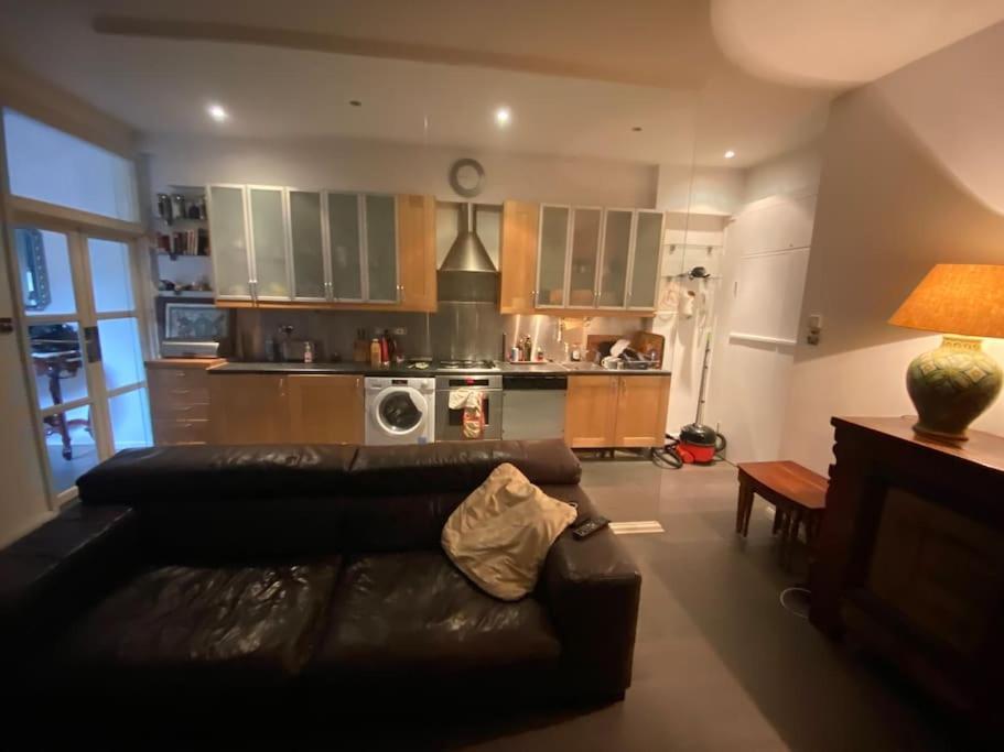 Large Studio Flat In Kensington Londres Exterior foto